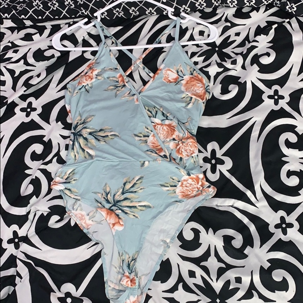 NEW FLORAL CROSS BACK V CUT BODYSUIT
